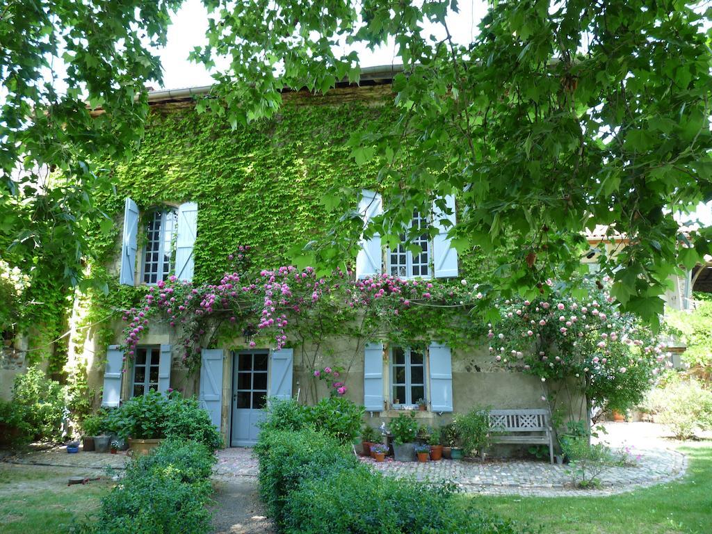 Chambres D'Hotes Les Pesques Palaminy Exteriér fotografie
